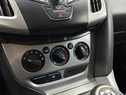 Ford Focus, 2011 года, пробег 252136 км