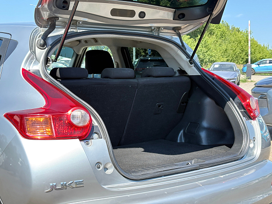 Nissan Juke XE, 2013 года, пробег 180000 км