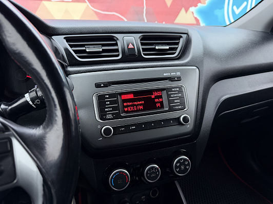 Kia Rio Luxe, 2015 года, пробег 297000 км