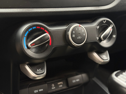 Kia Rio Comfort, 2018 года, пробег 107211 км