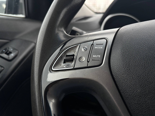 Hyundai ix35 Start, 2014 года, пробег 286800 км