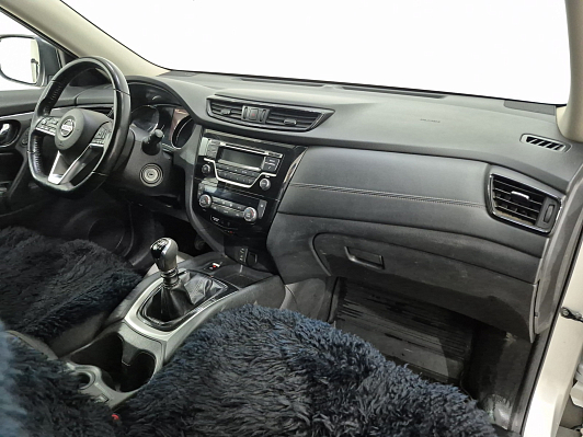 Nissan X-Trail XE, 2020 года, пробег 98000 км