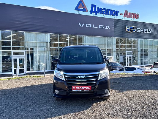 Toyota Noah, 2015 года, пробег 178702 км