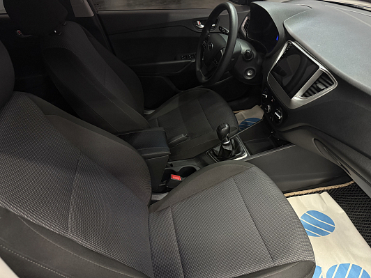 Hyundai Solaris, 2021 года, пробег 54216 км