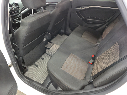 Lada (ВАЗ) Vesta Comfort Image (2018-2019), 2017 года, пробег 189610 км