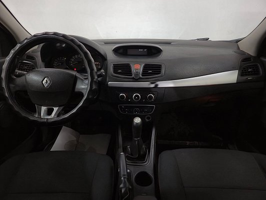 Renault Fluence, 2010 года, пробег 299691 км