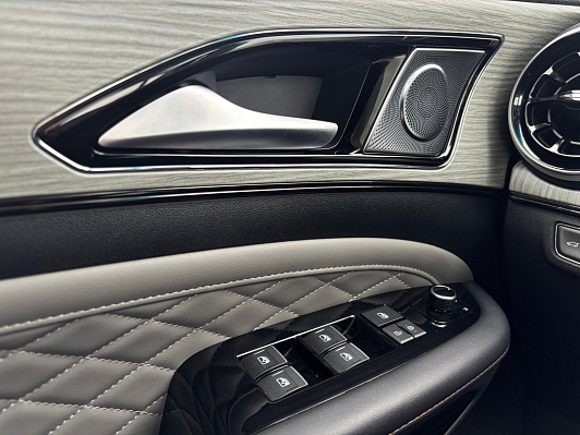 Forthing Yacht Premium, 2023 года, пробег 21400 км