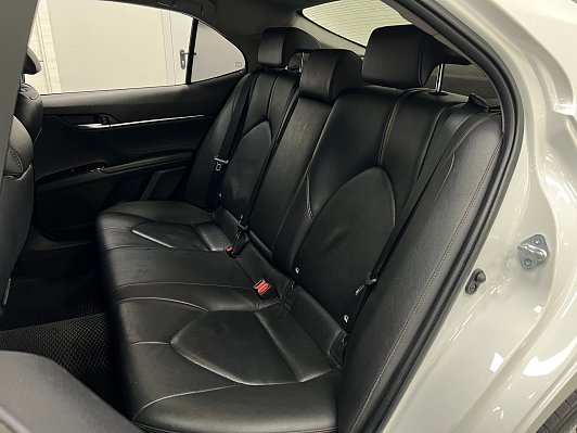 Toyota Camry Элеганс Safety, 2020 года, пробег 98682 км