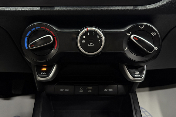 Kia Rio Comfort, 2019 года, пробег 130626 км