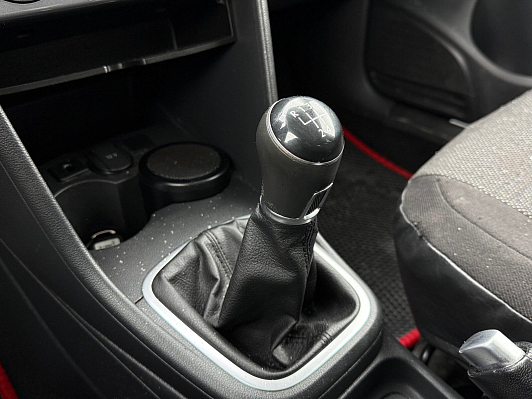 Volkswagen Polo Drive, 2018 года, пробег 135510 км