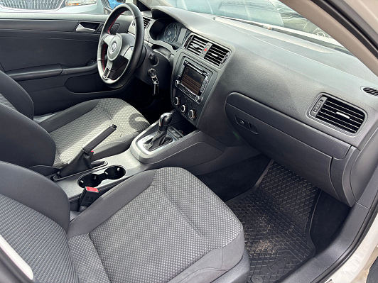 Volkswagen Jetta Conceptline, 2013 года, пробег 208375 км