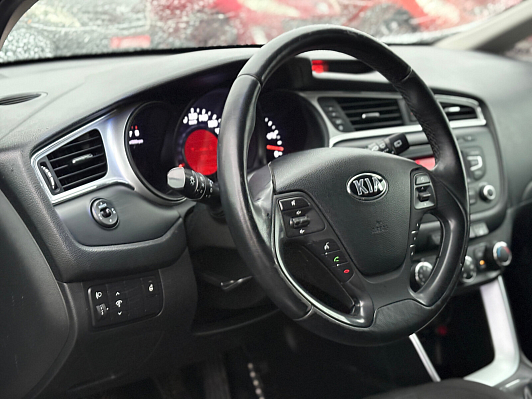 Kia Ceed Comfort, 2017 года, пробег 133819 км