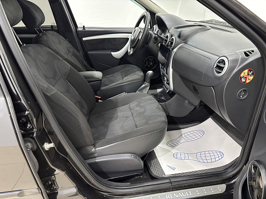 Renault Logan, 2011 года, пробег 181404 км