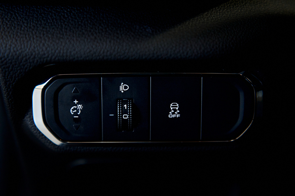 Haval Jolion Комфорт, черный