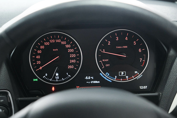 BMW 1 серии 118i Sport Line, 2016 года, пробег 86824 км