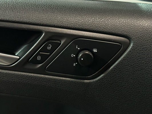 Volkswagen Jetta Style, 2014 года, пробег 168000 км