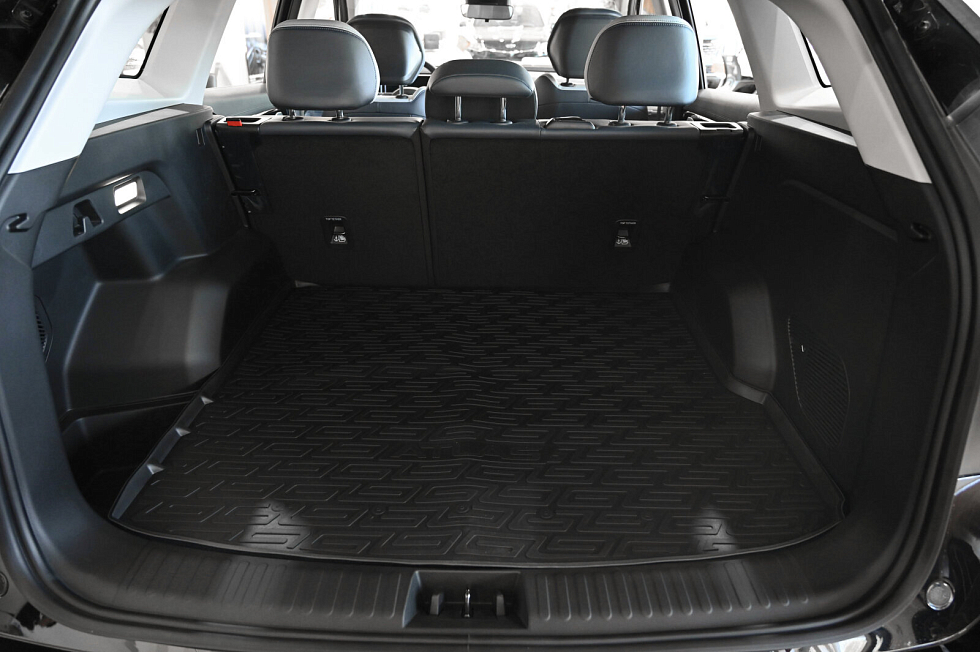 Geely Atlas Спорт, черный