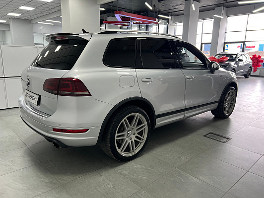 Volkswagen Touareg, 2014 года, пробег 240089 км