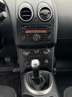 Nissan Qashqai SE+, 2008 года, пробег 241510 км