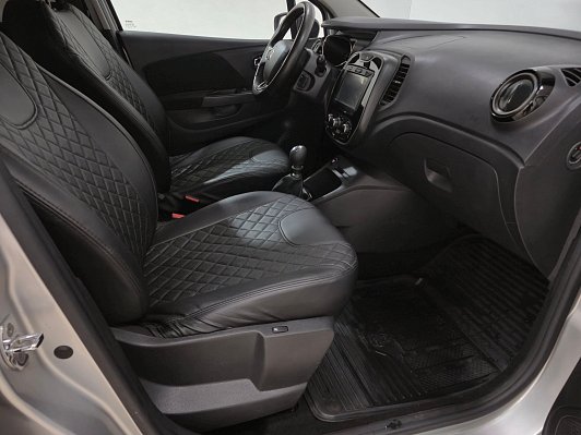 Renault Kaptur Drive, 2017 года, пробег 57616 км