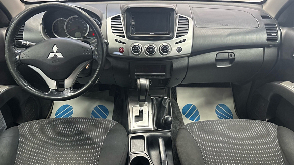 Mitsubishi L200 Intense, 2014 года, пробег 264000 км