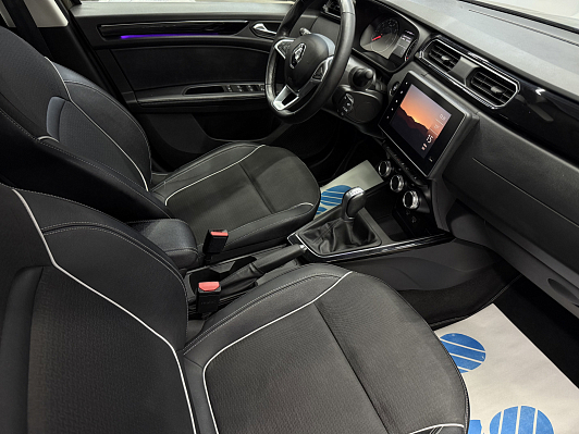 Renault Arkana Style TCe 150, 2019 года, пробег 30137 км
