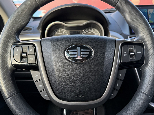 FAW Besturn X80 Luxury, 2019 года, пробег 68000 км