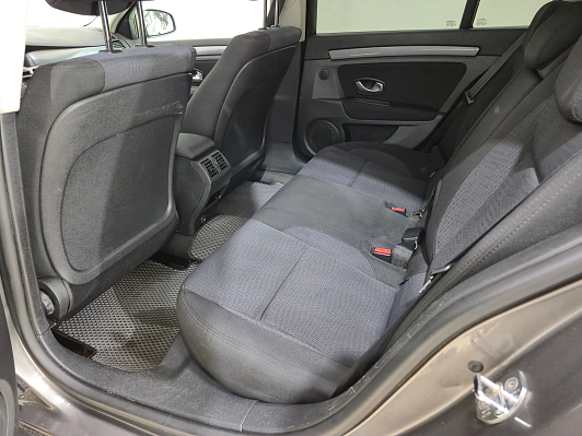 Renault Laguna, 2009 года, пробег 270739 км