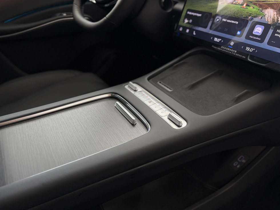 Omoda C7 Active, зеленый