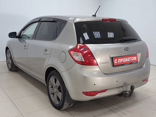 Kia Ceed, 2012 года, пробег 141619 км