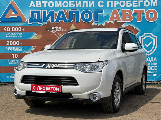 Mitsubishi Outlander Intense, 2013 года, пробег 186256 км