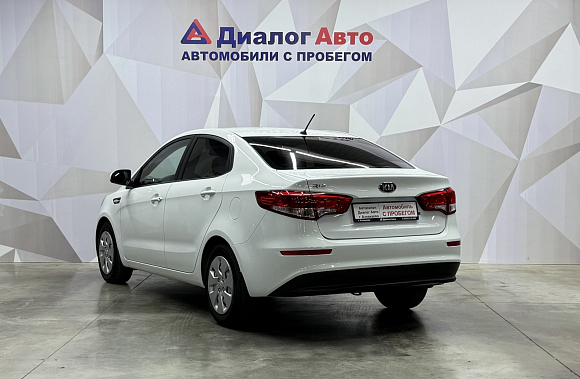 Kia Rio Luxe, 2016 года, пробег 84904 км