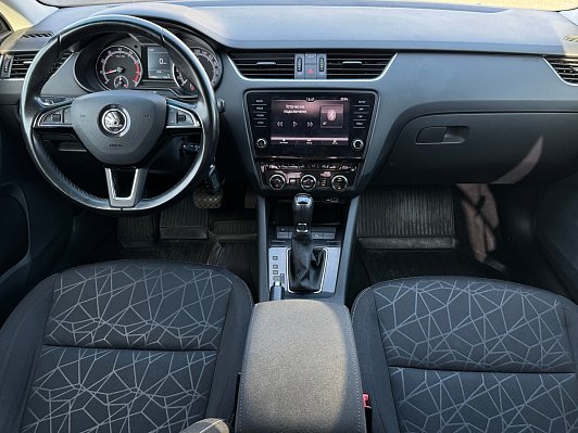 Skoda Octavia Hockey Edition, 2018 года, пробег 120664 км