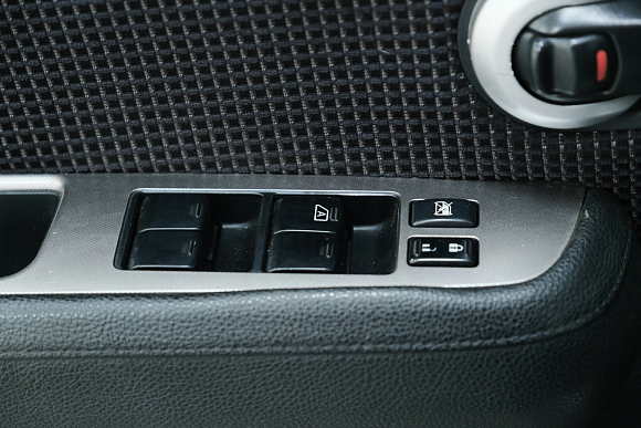 Nissan Tiida, 2010 года, пробег 219000 км