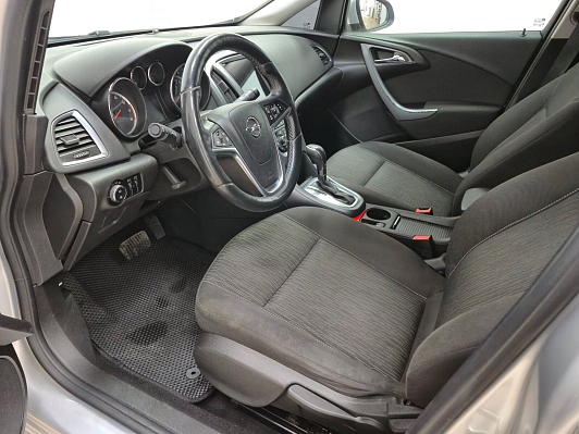 Opel Astra Cosmo, 2013 года, пробег 216093 км