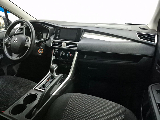 Mitsubishi Xpander Medium Line, 2022 года, пробег 185520 км