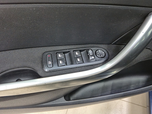 Peugeot 408 Style, 2014 года, пробег 218981 км