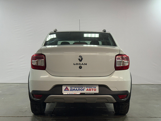 Renault Logan Stepway Life, 2021 года, пробег 98000 км