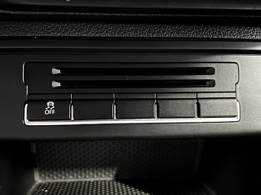 Volkswagen Tiguan Sochi Edition, 2013 года, пробег 262800 км