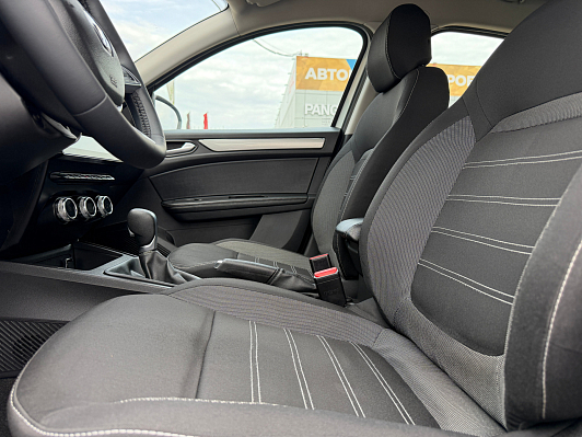 Renault Arkana Style, 2022 года, пробег 42130 км