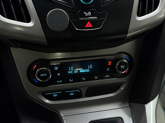 Ford Focus SYNC Edition, 2012 года, пробег 154398 км