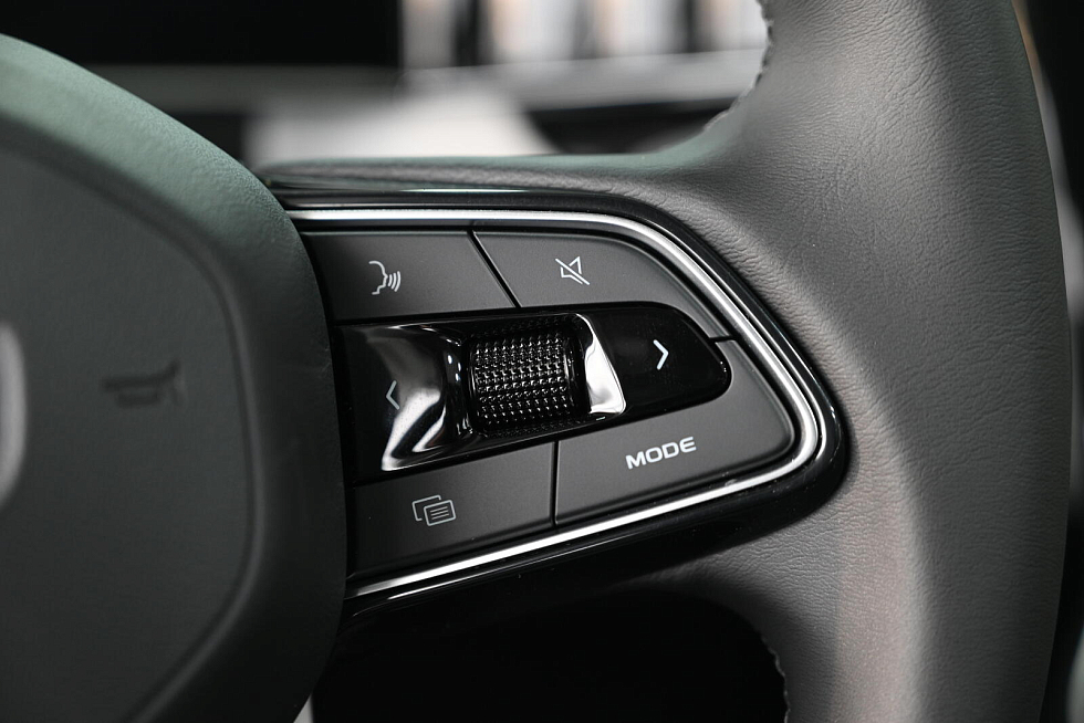 Geely Atlas Luxury, голубой