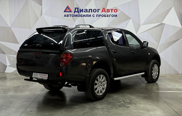 Mitsubishi L200, 2011 года, пробег 249149 км