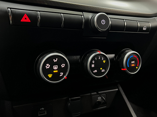 Lada (ВАЗ) Vesta, 2024 года, пробег 42103 км