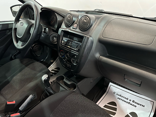 Lada (ВАЗ) Granta, 2018 года, пробег 138000 км
