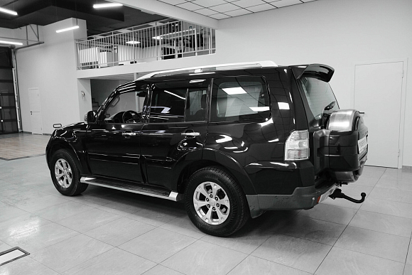 Mitsubishi Pajero Ultimate, 2007 года, пробег 197701 км