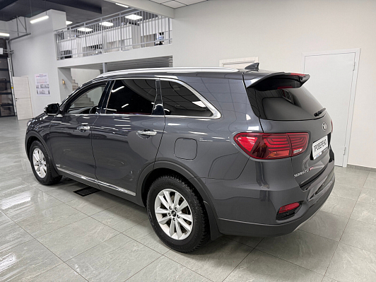 Kia Sorento Luxe, 2019 года, пробег 124577 км