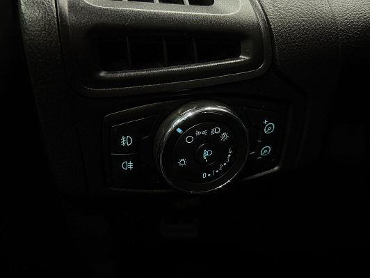 Ford Focus Trend, 2011 года, пробег 181735 км