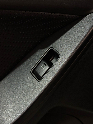 Subaru Forester, 2013 года, пробег 175485 км
