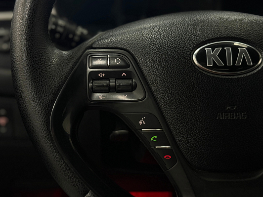 Kia Ceed Luxe, 2018 года, пробег 138133 км